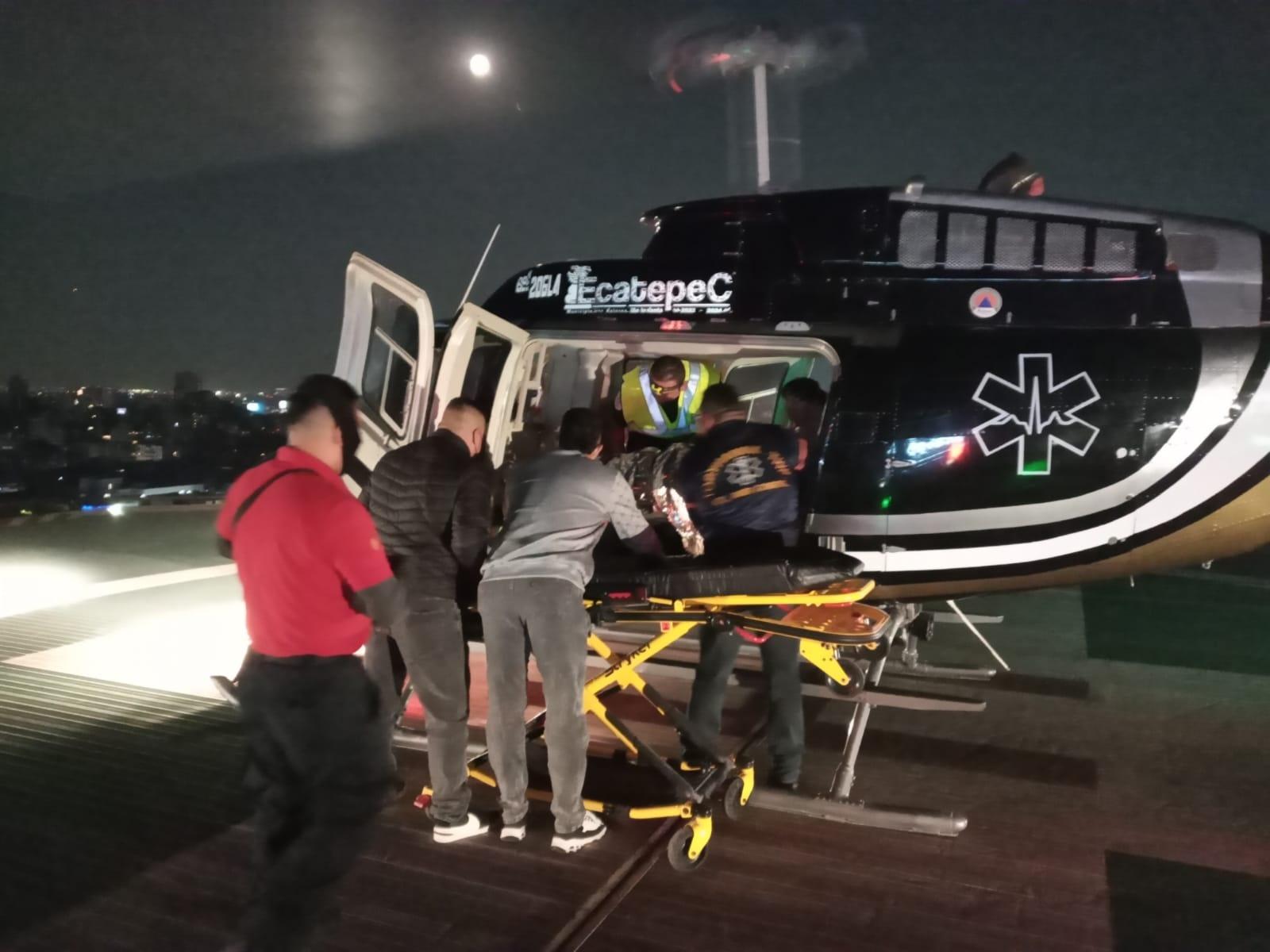 #VIDEO Traslada en helicóptero Jaguar 2 a joven con quemaduras en 60% de su cuerpo